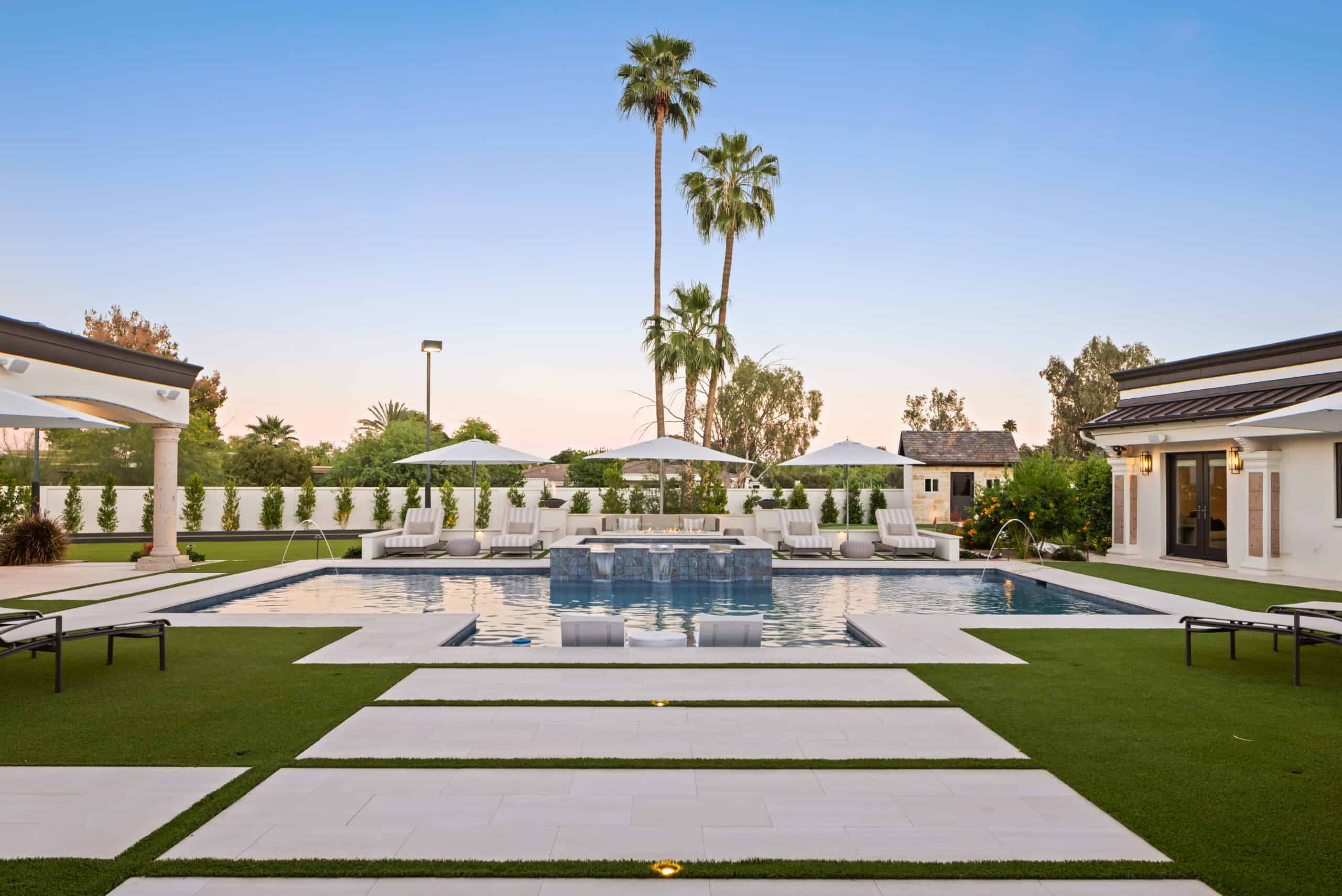 phoenix paradise valley pool builder